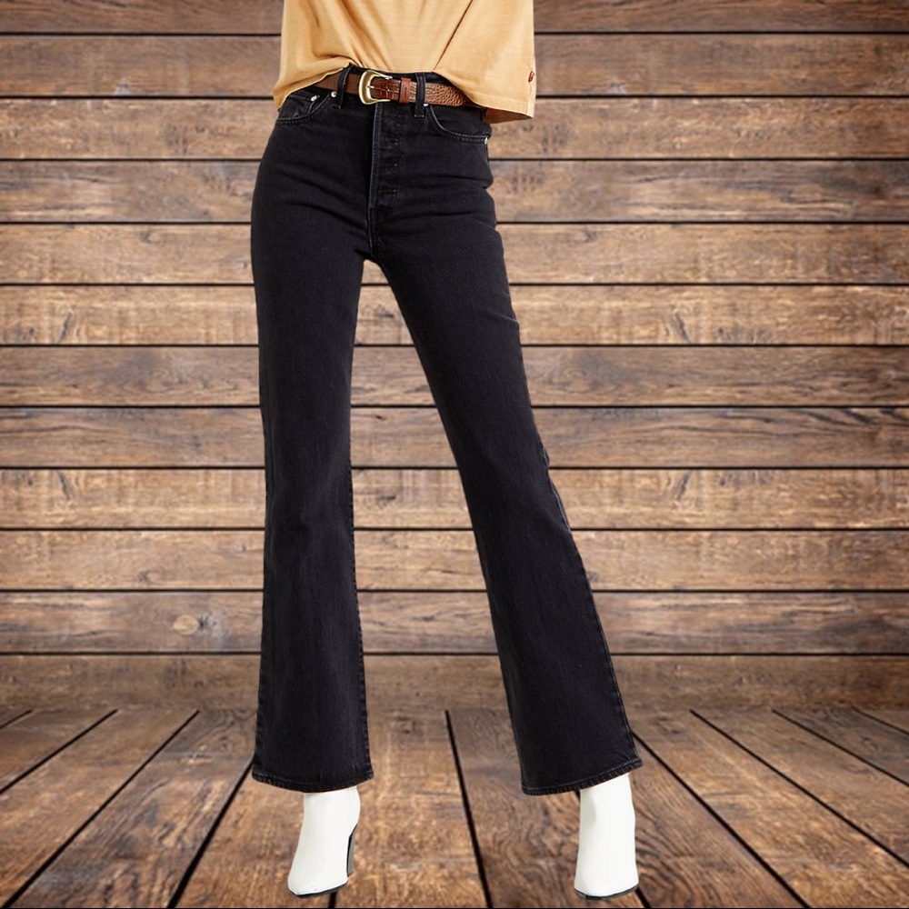 Levi's Ribcage Bootcut Jeans